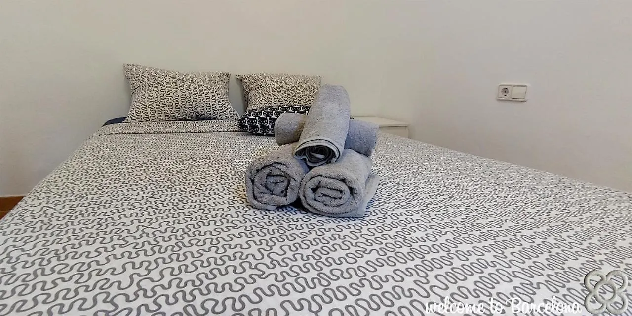 Private Room Center バルセロナ ホームステイ